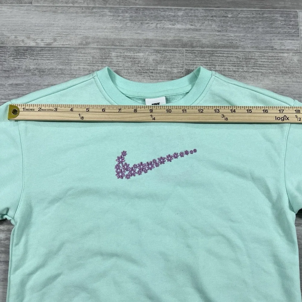 Nike Girl's Small Sweatshirt Floral Shirt Sportswear Pullover DM8210-379 Green‎